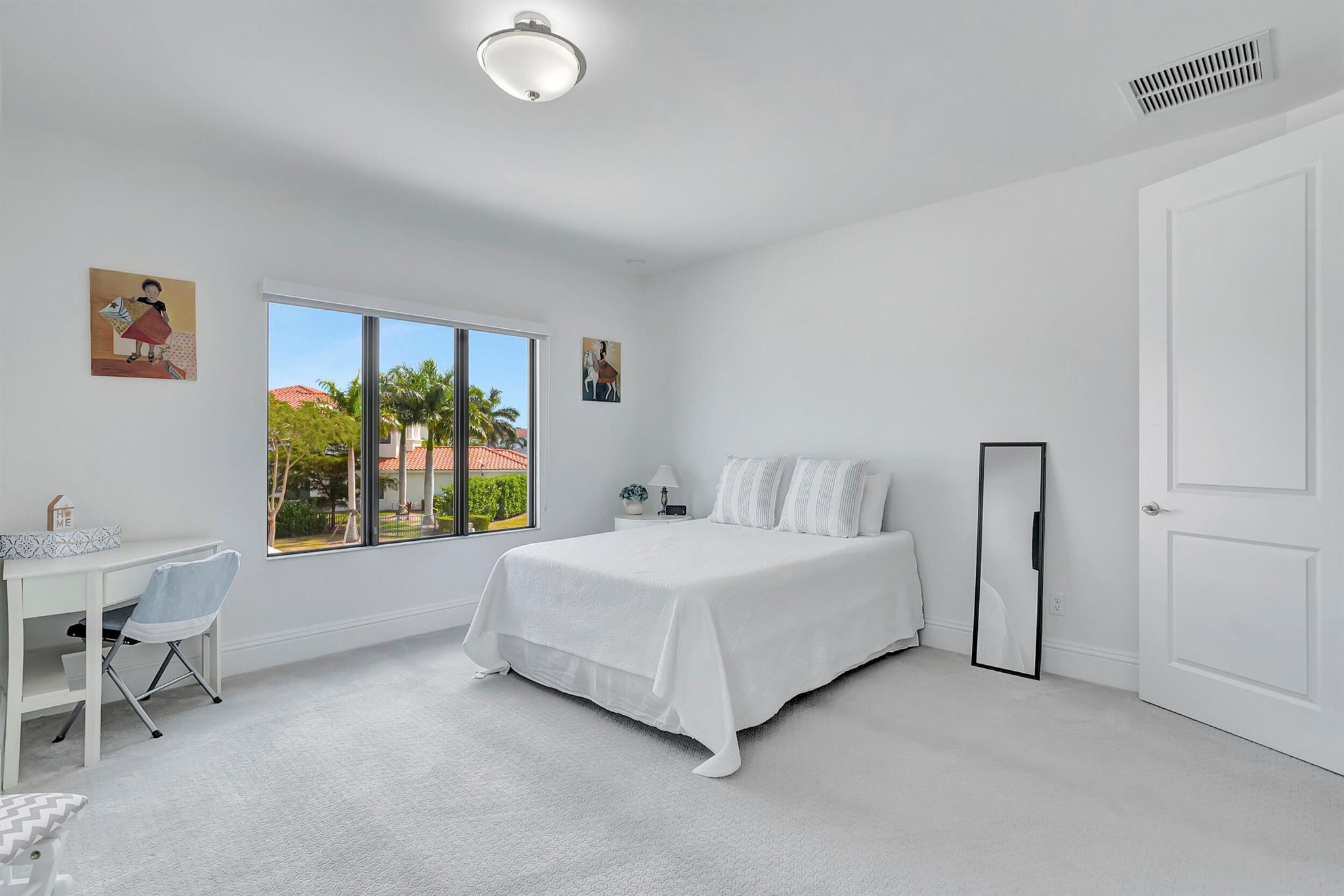 ROYAL PALM POLO - Residential