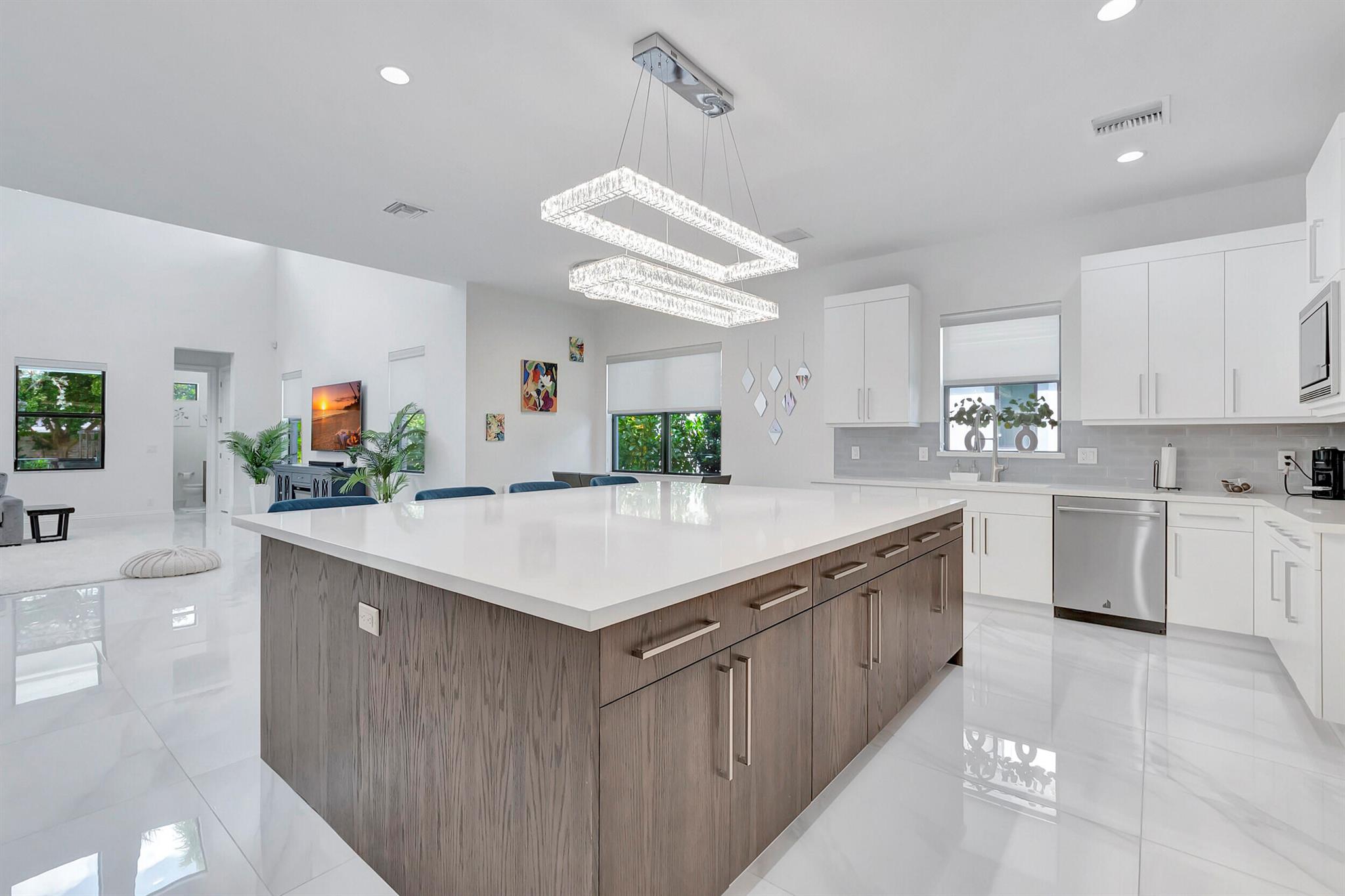 ROYAL PALM POLO - Residential