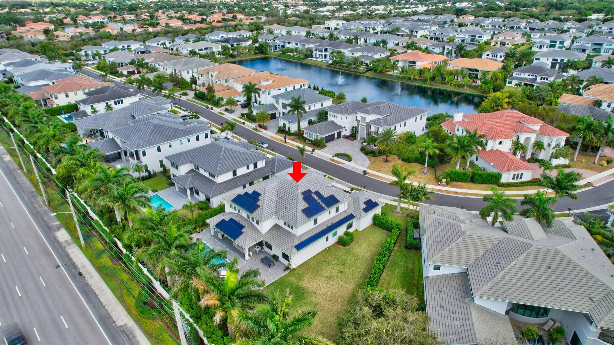 ROYAL PALM POLO - Residential