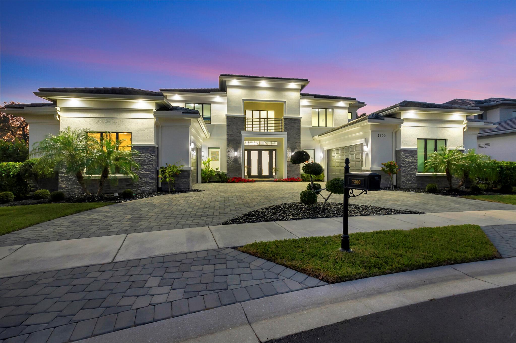 ROYAL PALM POLO - Residential