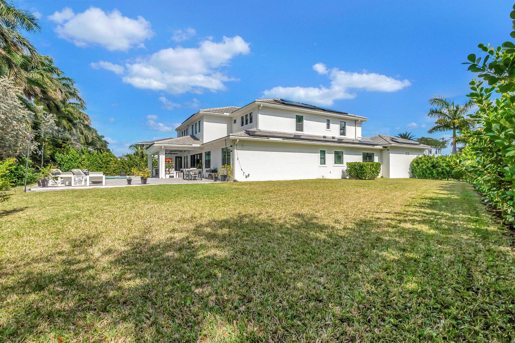 ROYAL PALM POLO - Residential