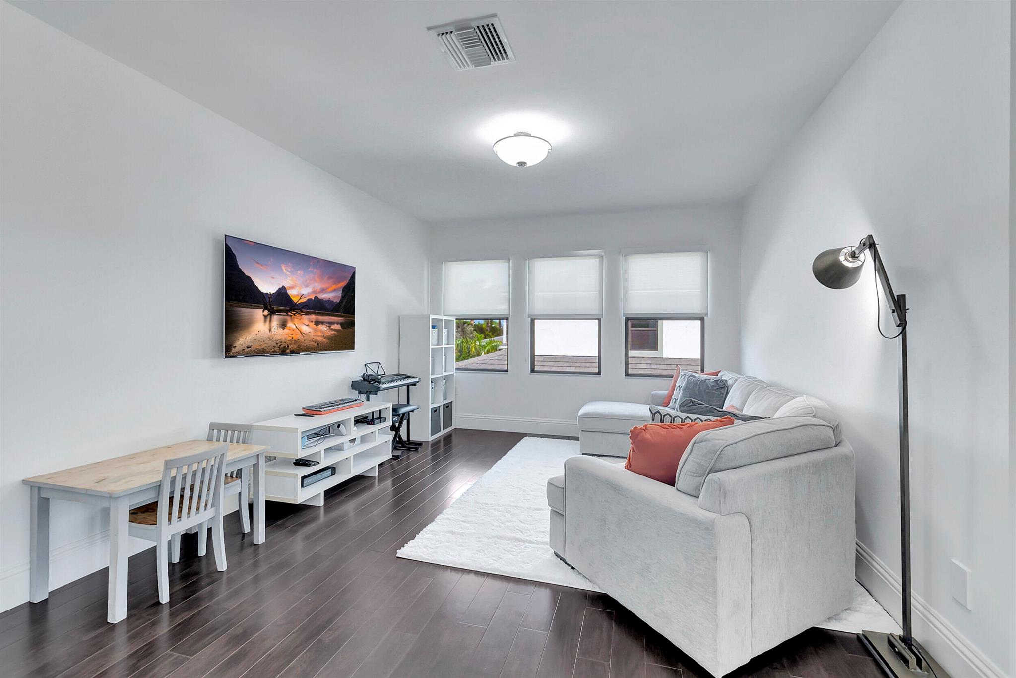 ROYAL PALM POLO - Residential