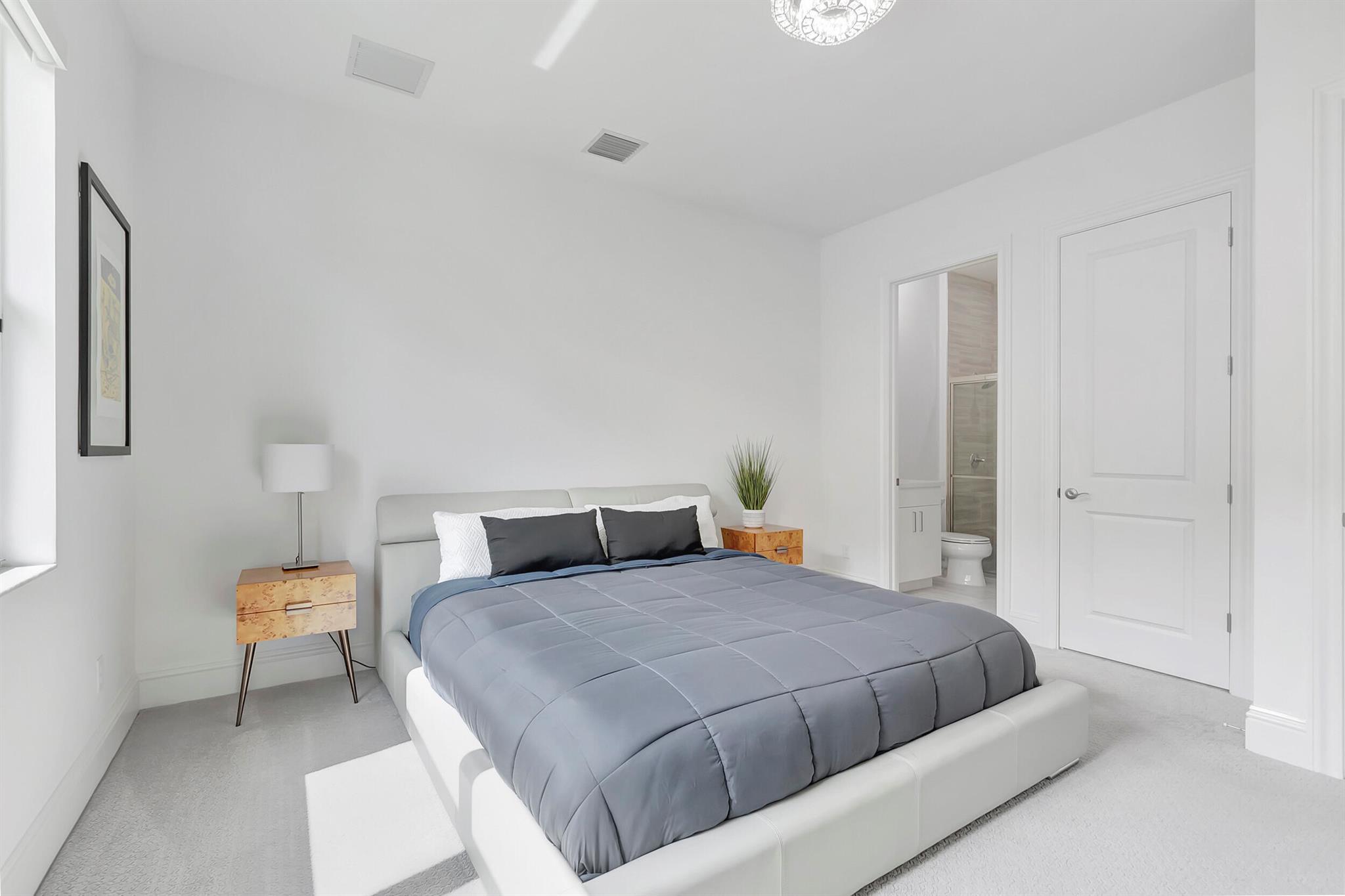 ROYAL PALM POLO - Residential