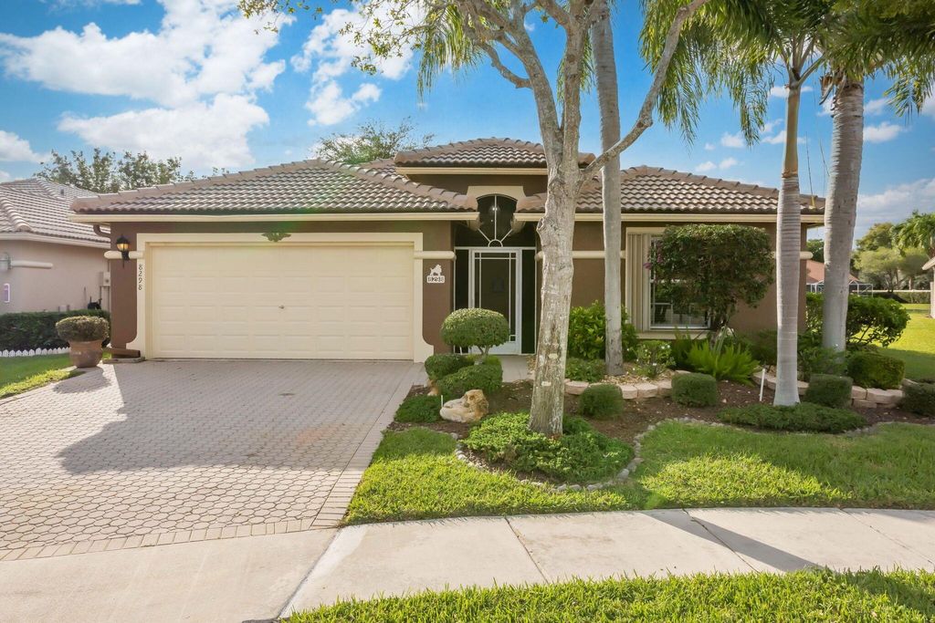 Photo of 8298 Duomo Circle, Boynton Beach, FL 33472 (MLS # R11138708)