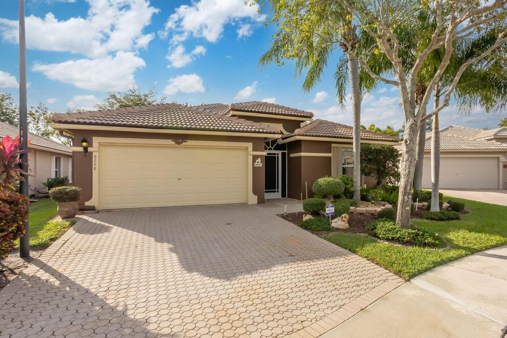 Photo of 8298 Duomo Circle, Boynton Beach, FL 33472 (MLS # R11138708)