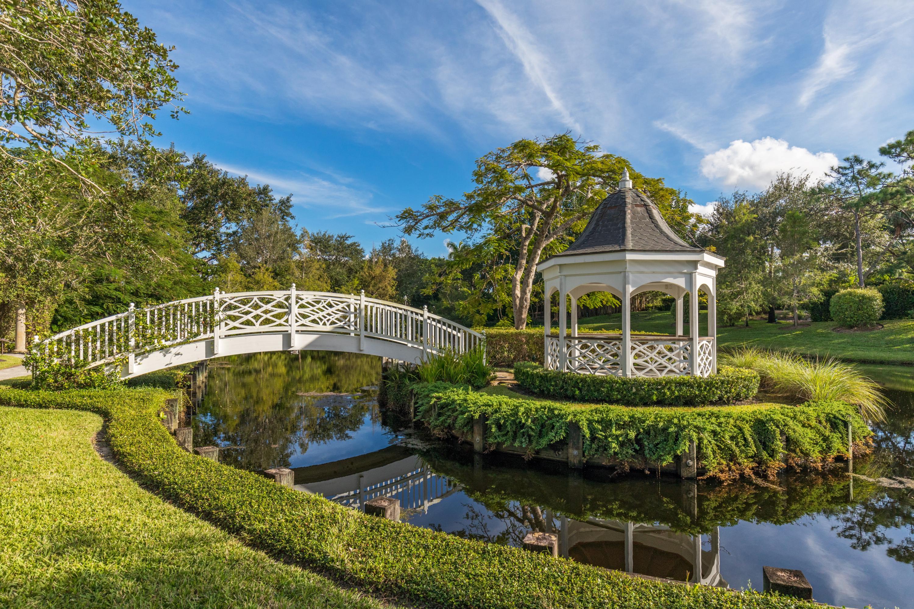 LE LAC PL 4 PUD - Residential