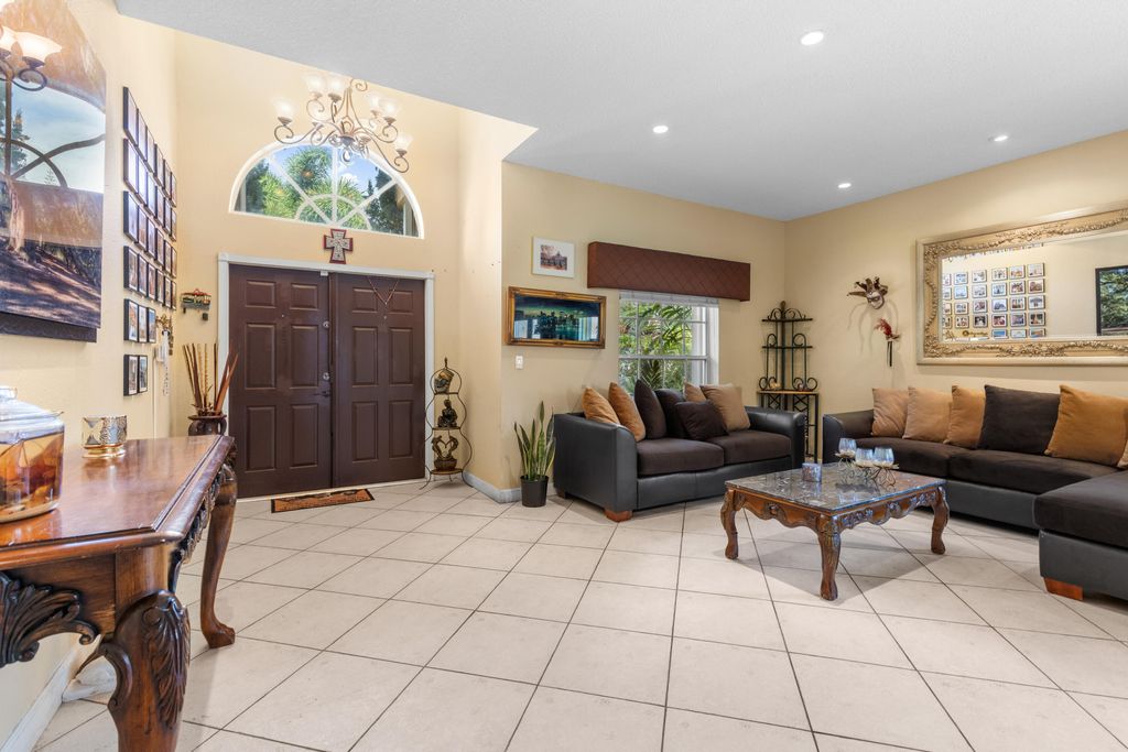Photo of 1021 NW 185th Avenue, Pembroke Pines, FL 33029 (MLS # B26051400)