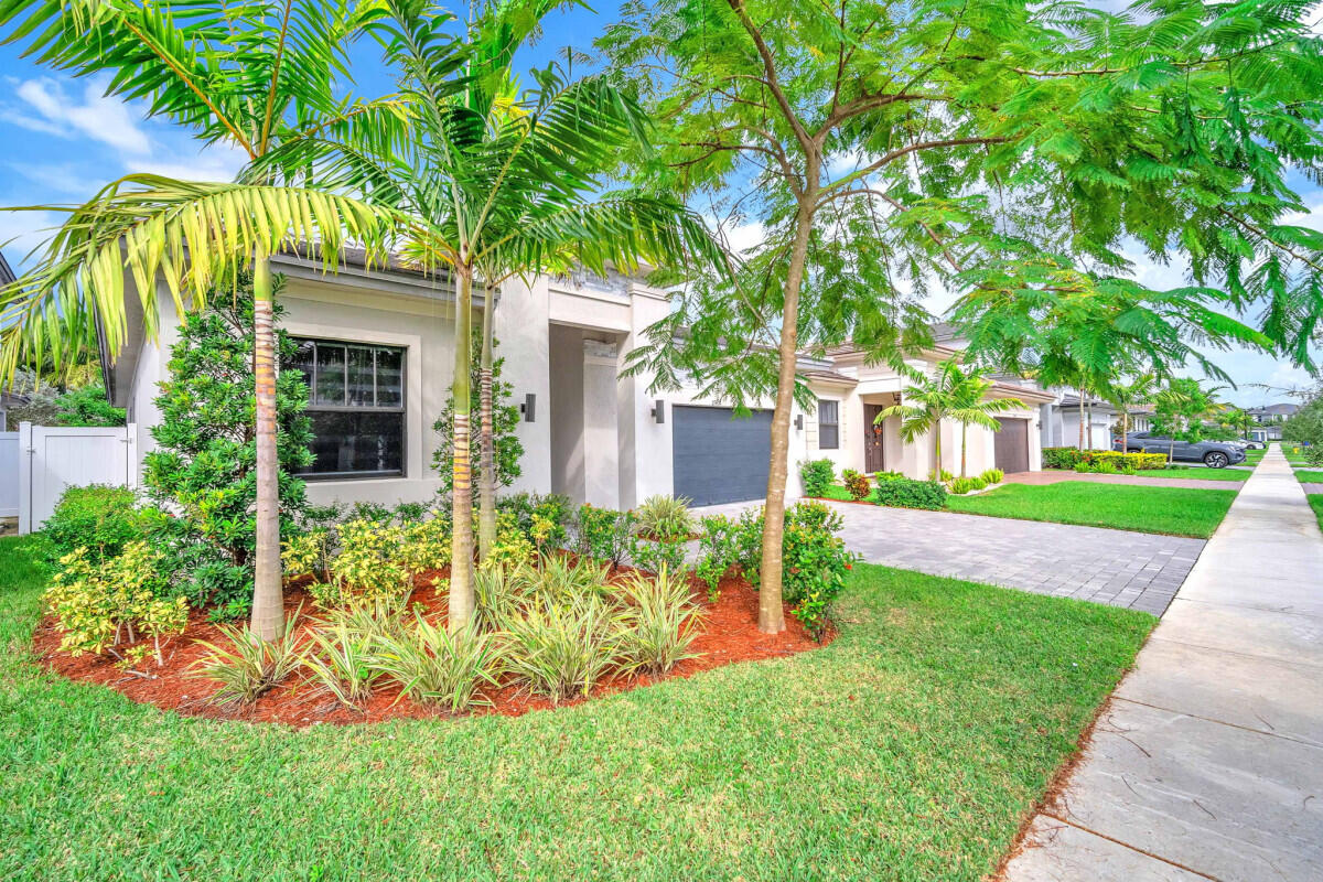 TUSCAN ISLES - Residential