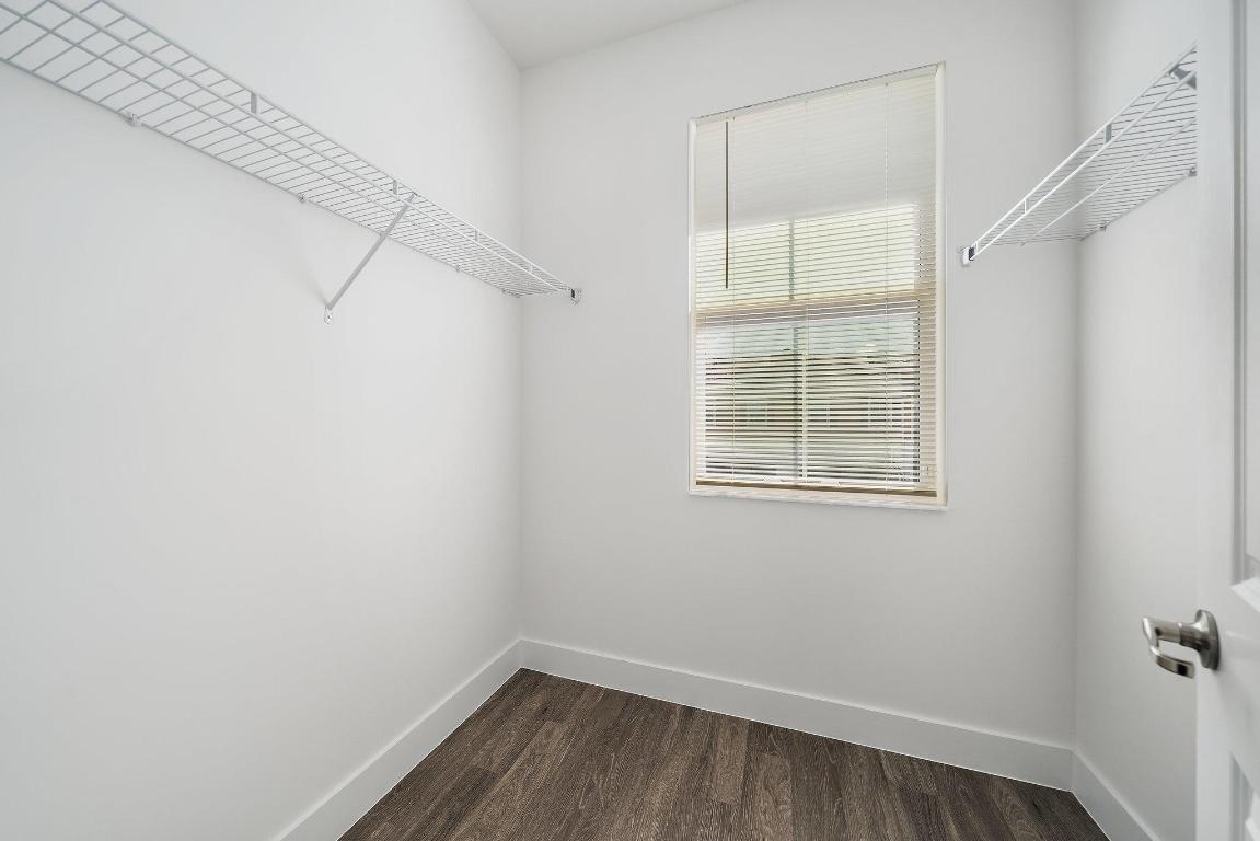 POINTE MIDTOWN - Residential Lease