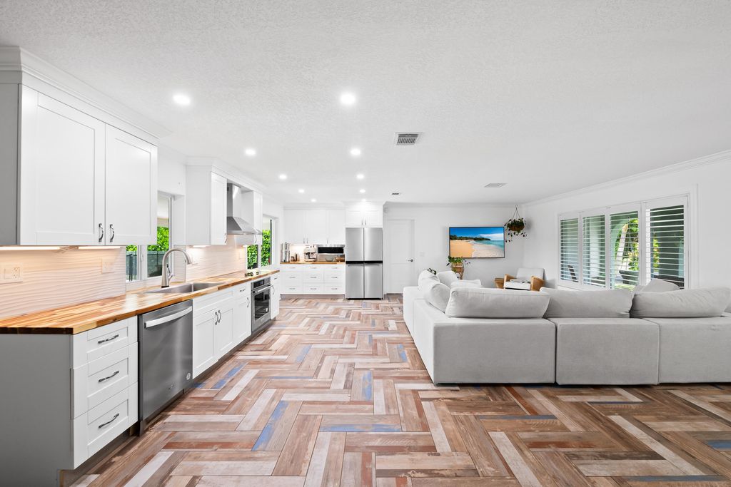 Photo of 3333 NW 26th Court, Boca Raton, FL 33434 (MLS # R11165967)