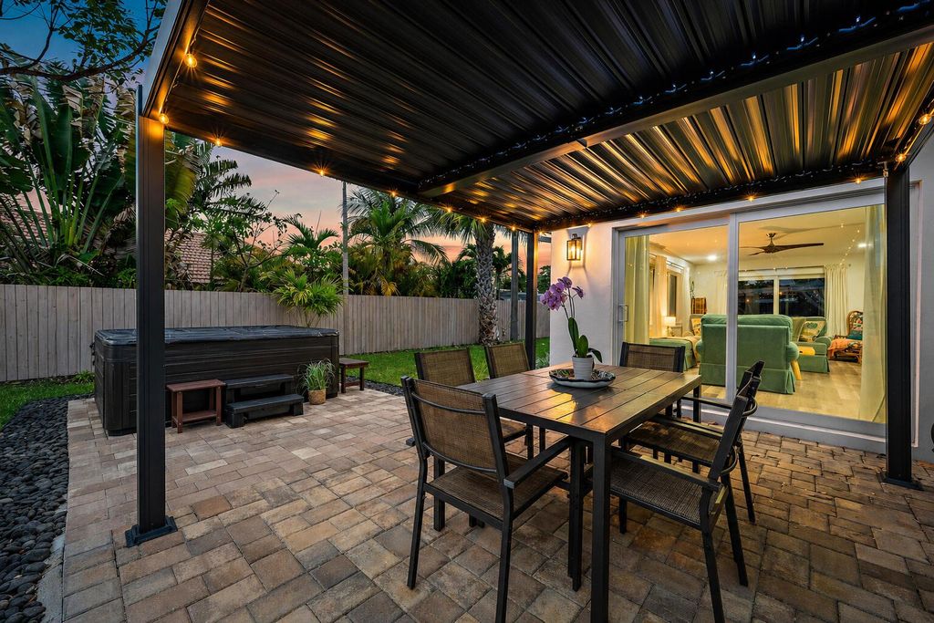 Photo of 517 Gulf Road, North Palm Beach, FL 33408 (MLS # B26011217)