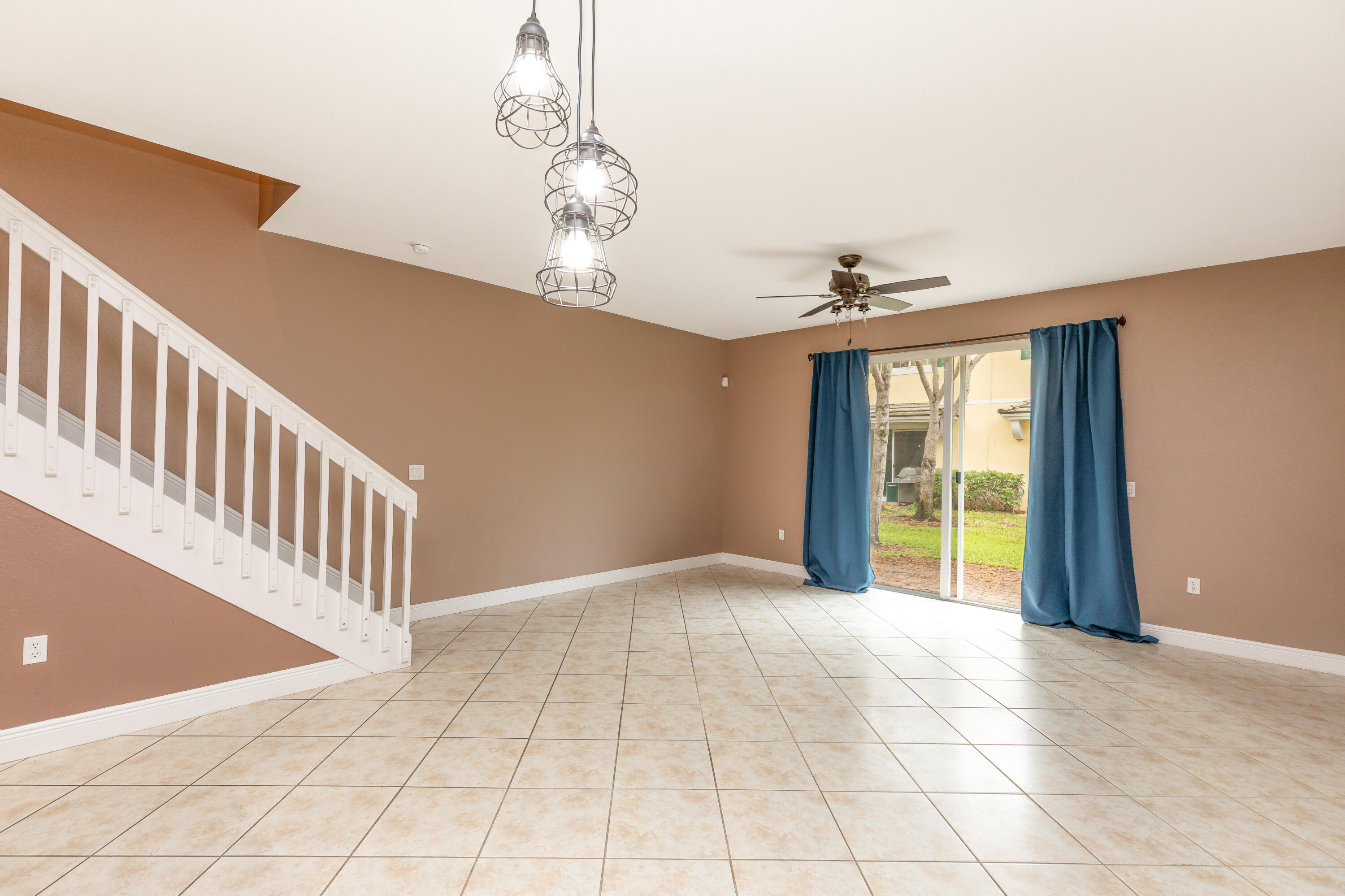 Saddle Bridge - Residential