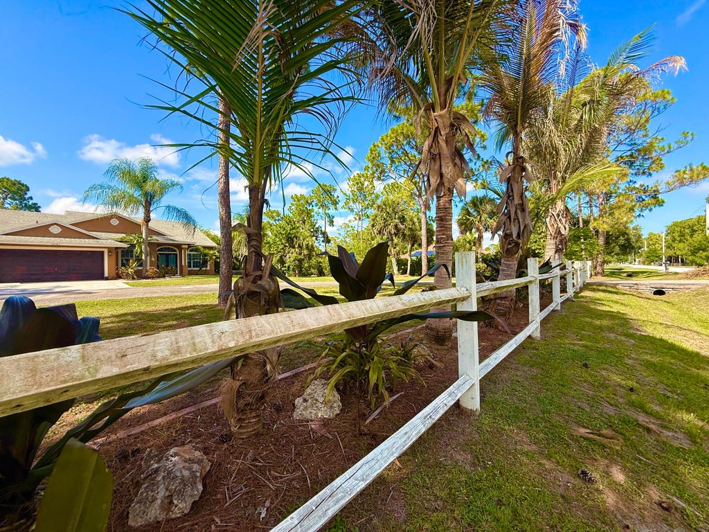 Photo of 14703 N 71st Pl Place N, The Acreage, FL 33470 (MLS # B26039625)