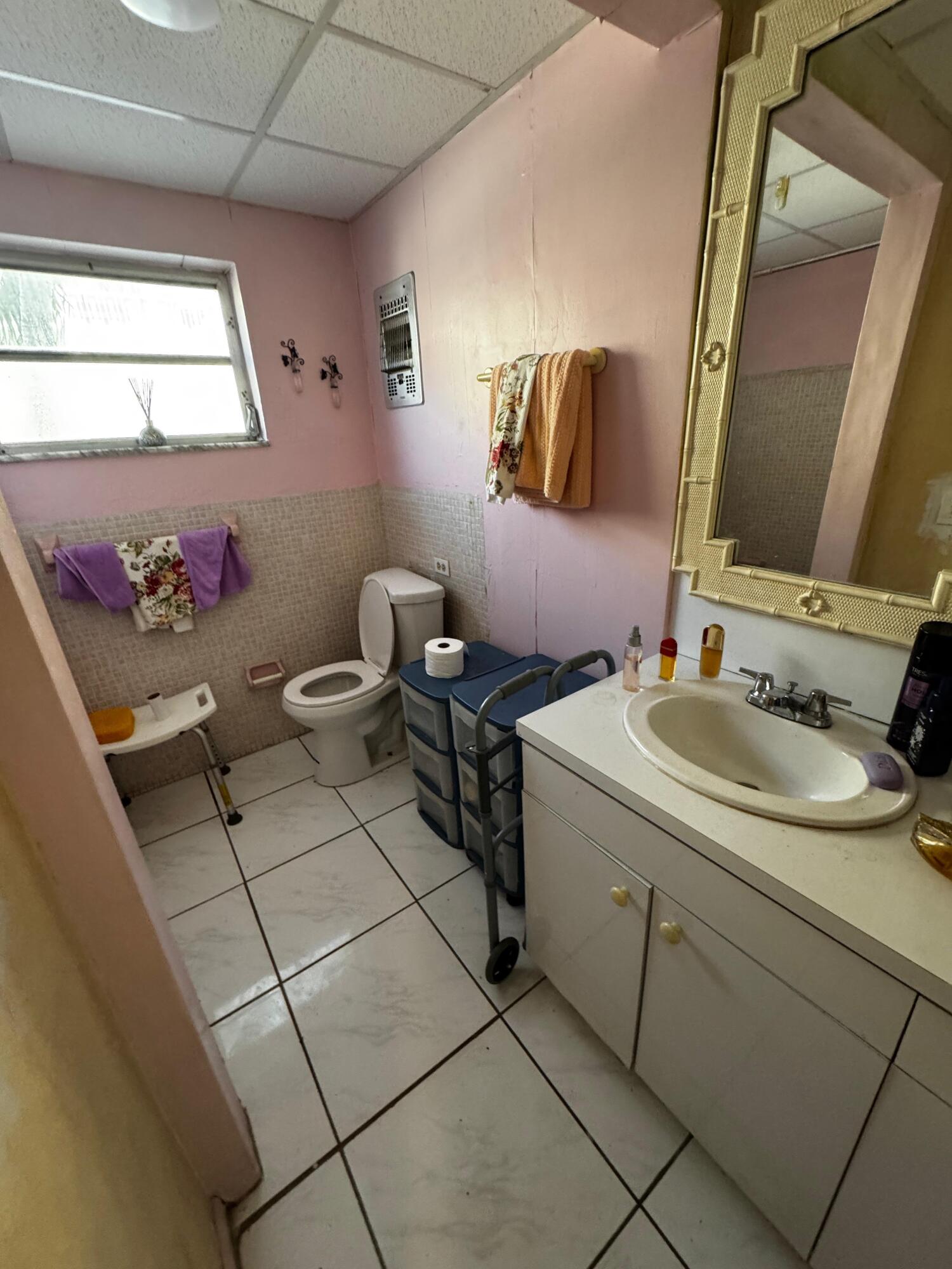 SECOND GULFSTREAM GARDEN - Residential