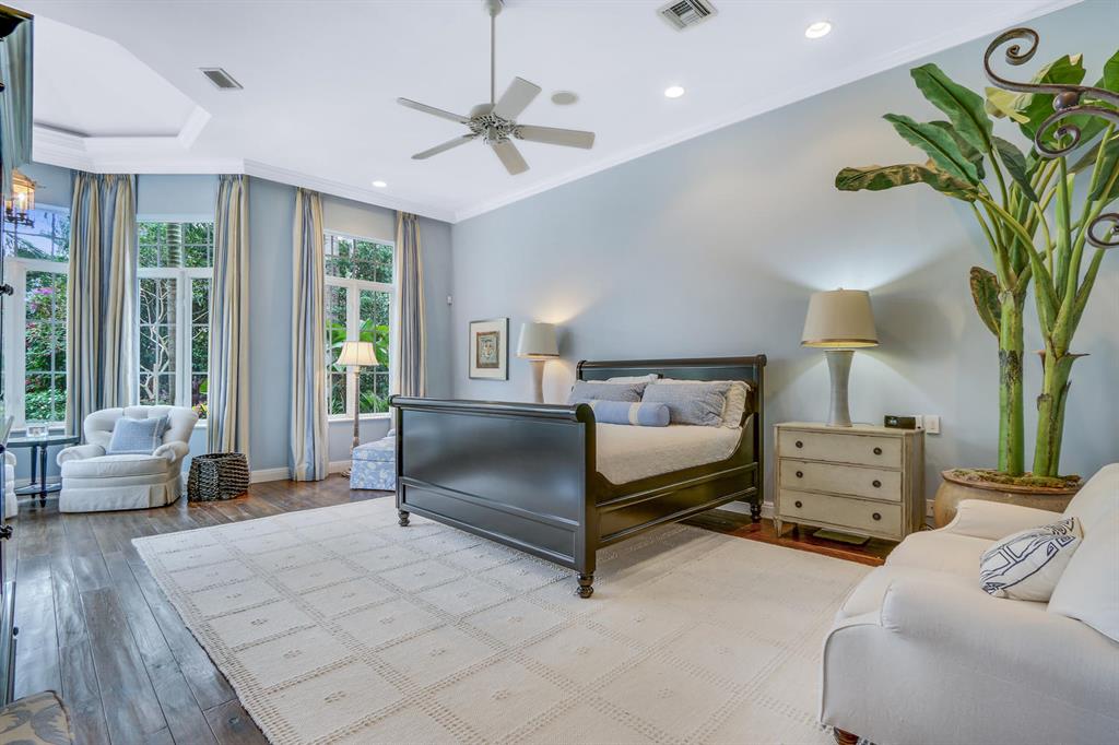 HARBOUR ISLES - Residential