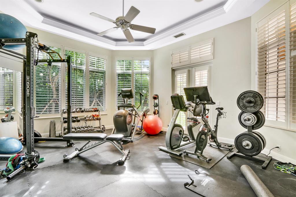 HARBOUR ISLES - Residential