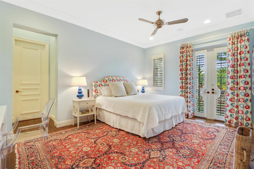 HARBOUR ISLES - Residential