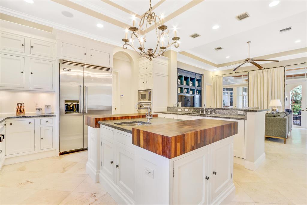 HARBOUR ISLES - Residential