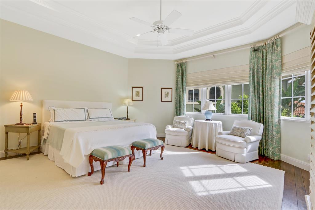 HARBOUR ISLES - Residential