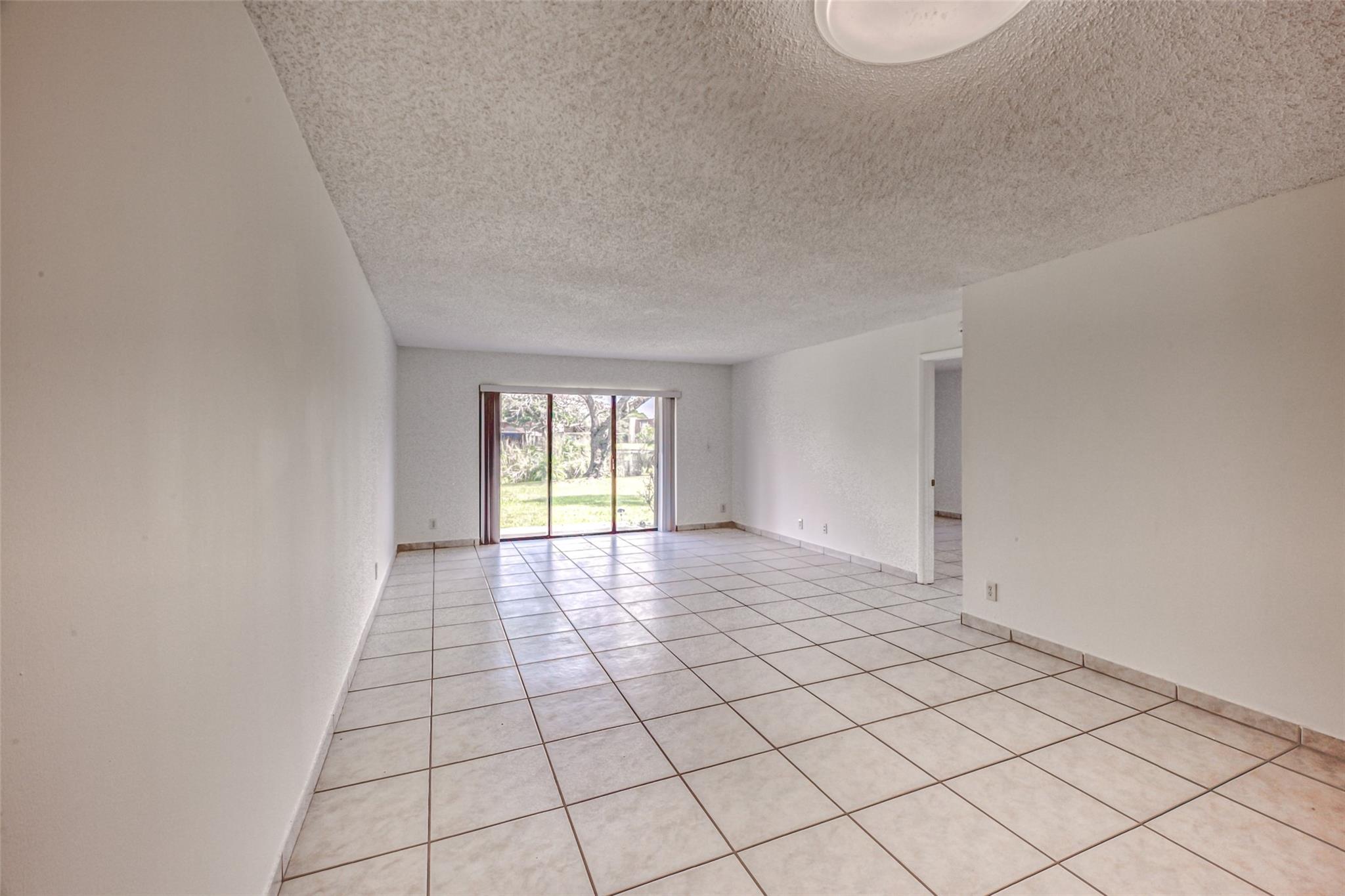 9818 Nob Hill Ct 9818