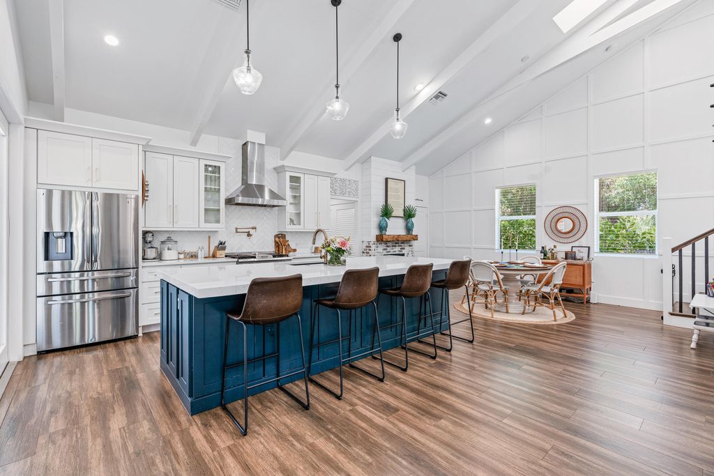 Photo of 6204 Sand Pine Court, Jupiter, FL 33458 (MLS # R10787651)