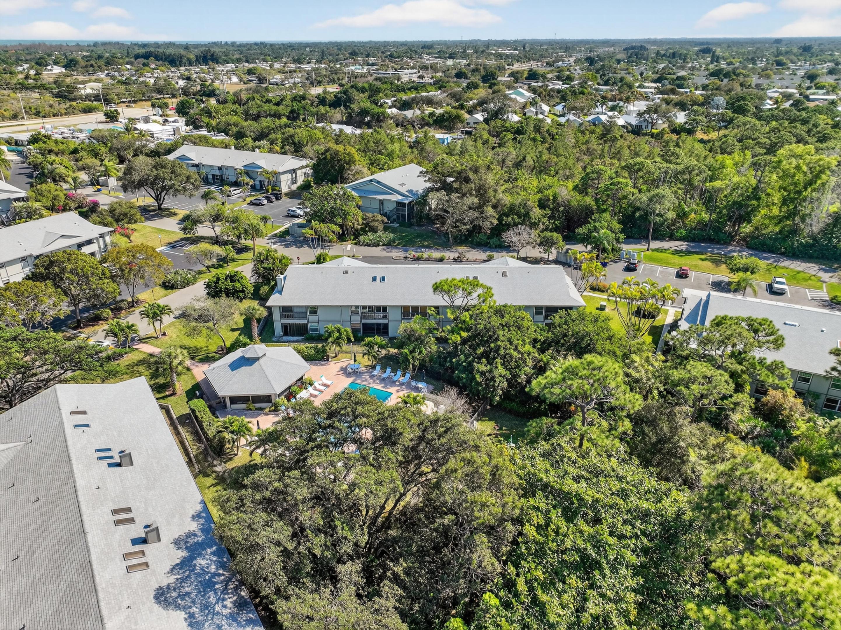 PINECROFT CONDO - Residential