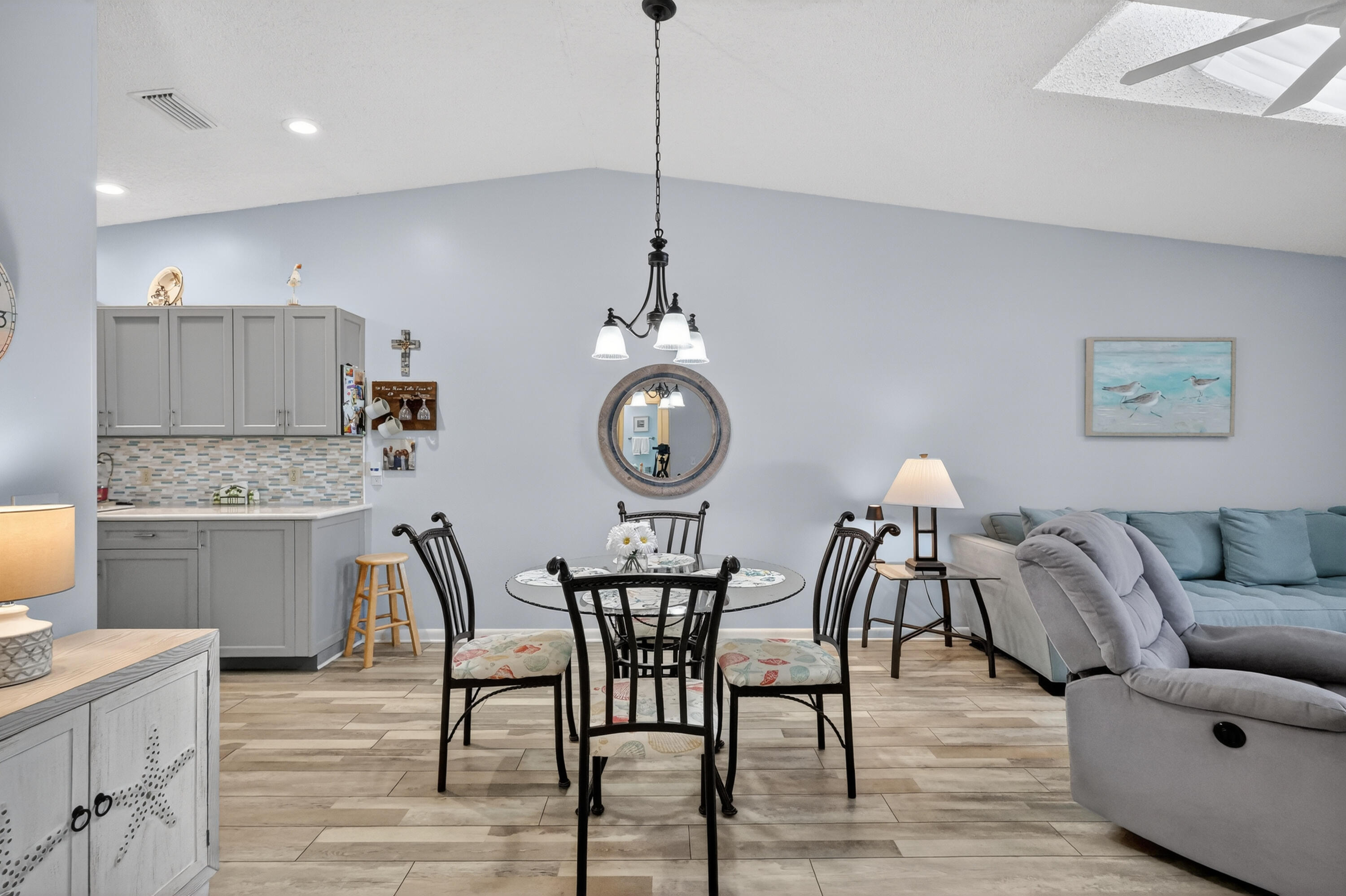 PINECROFT CONDO - Residential