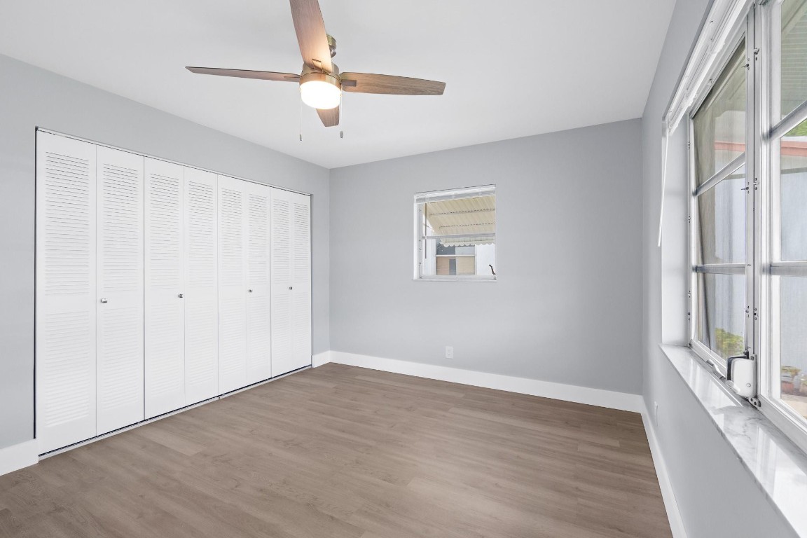 Lauderdale West 3 Sec 83- - Residential