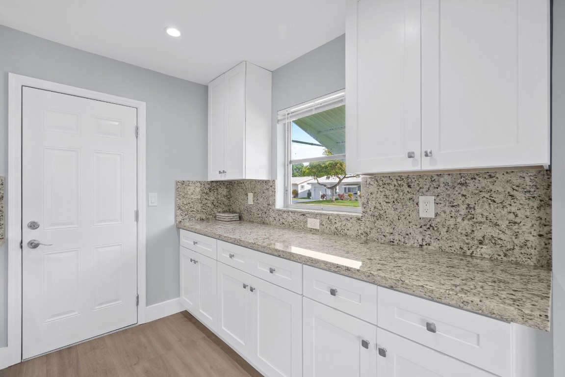 Lauderdale West 3 Sec 83- - Residential