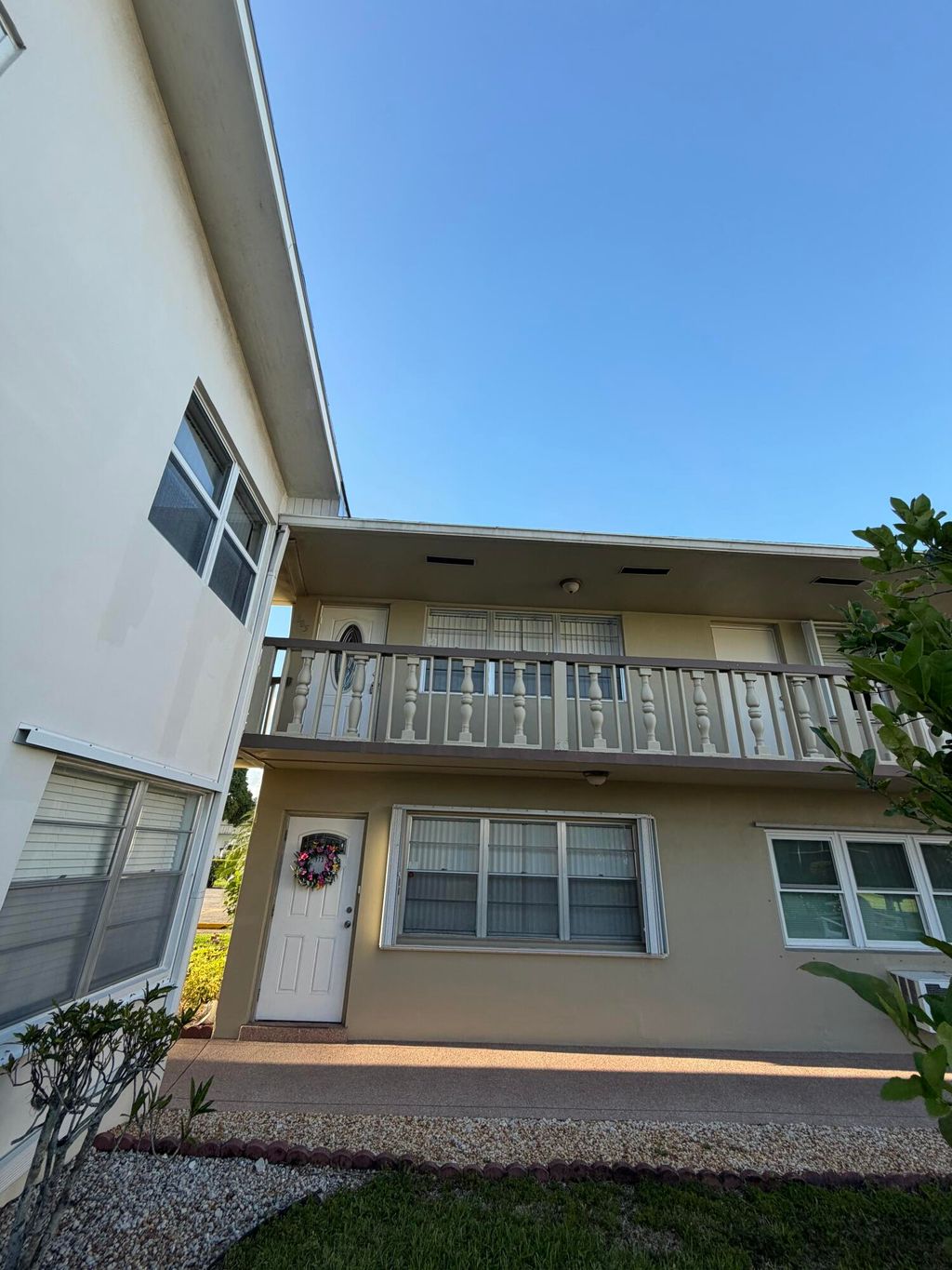 Photo of 185 Salisbury H, West Palm Beach, FL 33417 (MLS # B26015783)