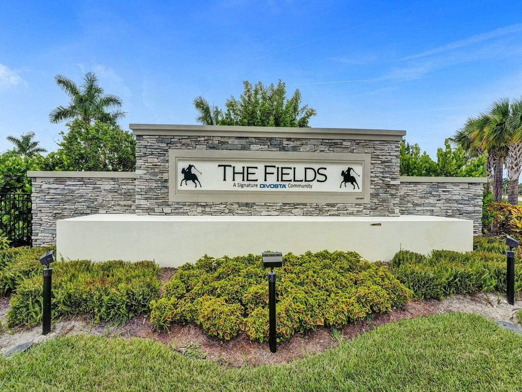 Photo of 4825 CHANTILLY Road, Lake Worth, FL 33467 (MLS # B26080492)