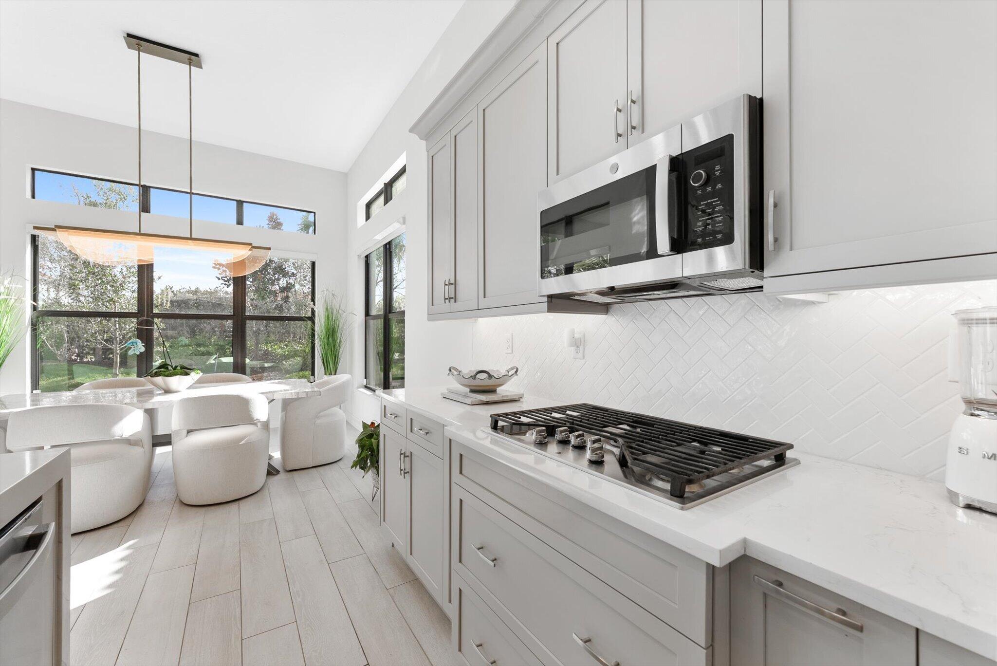 PARKLAND ROYALE - Residential