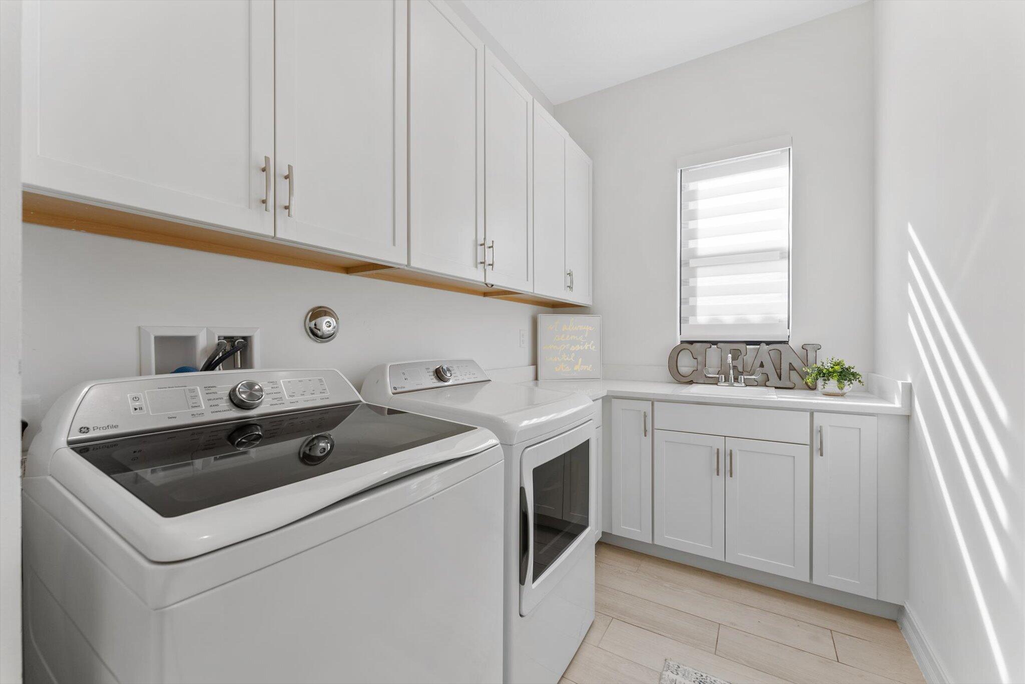 PARKLAND ROYALE - Residential