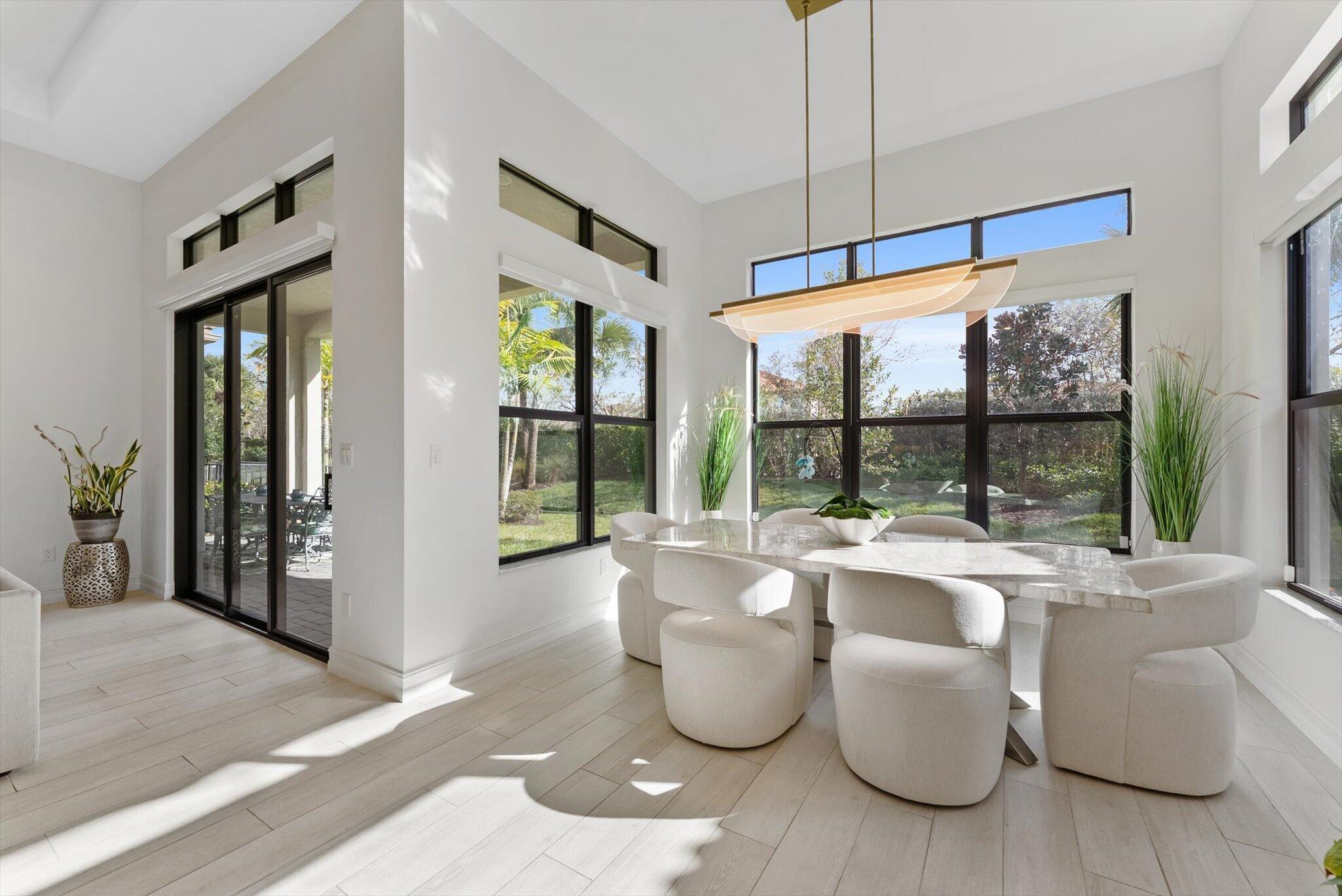 PARKLAND ROYALE - Residential