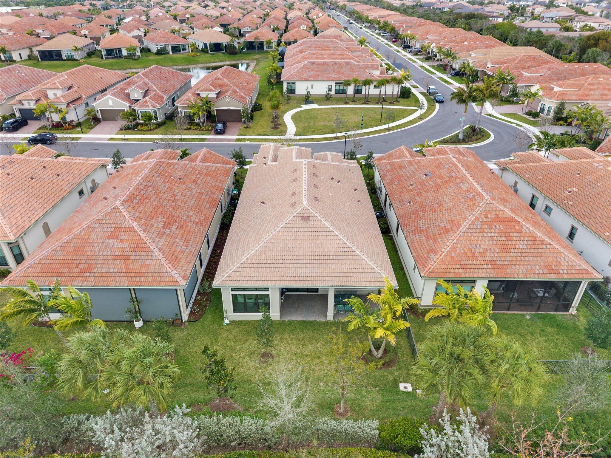 PARKLAND ROYALE - Residential