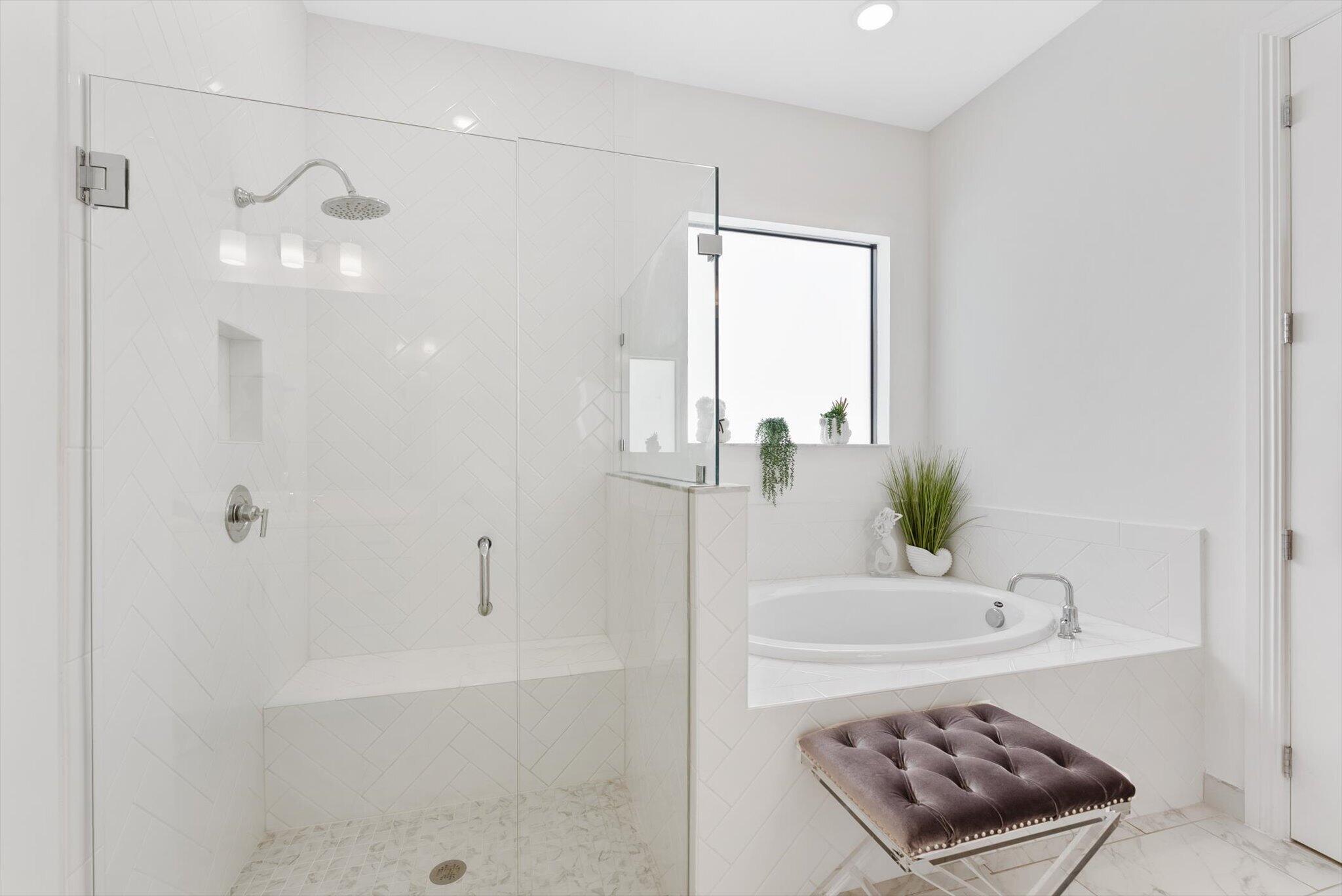 PARKLAND ROYALE - Residential