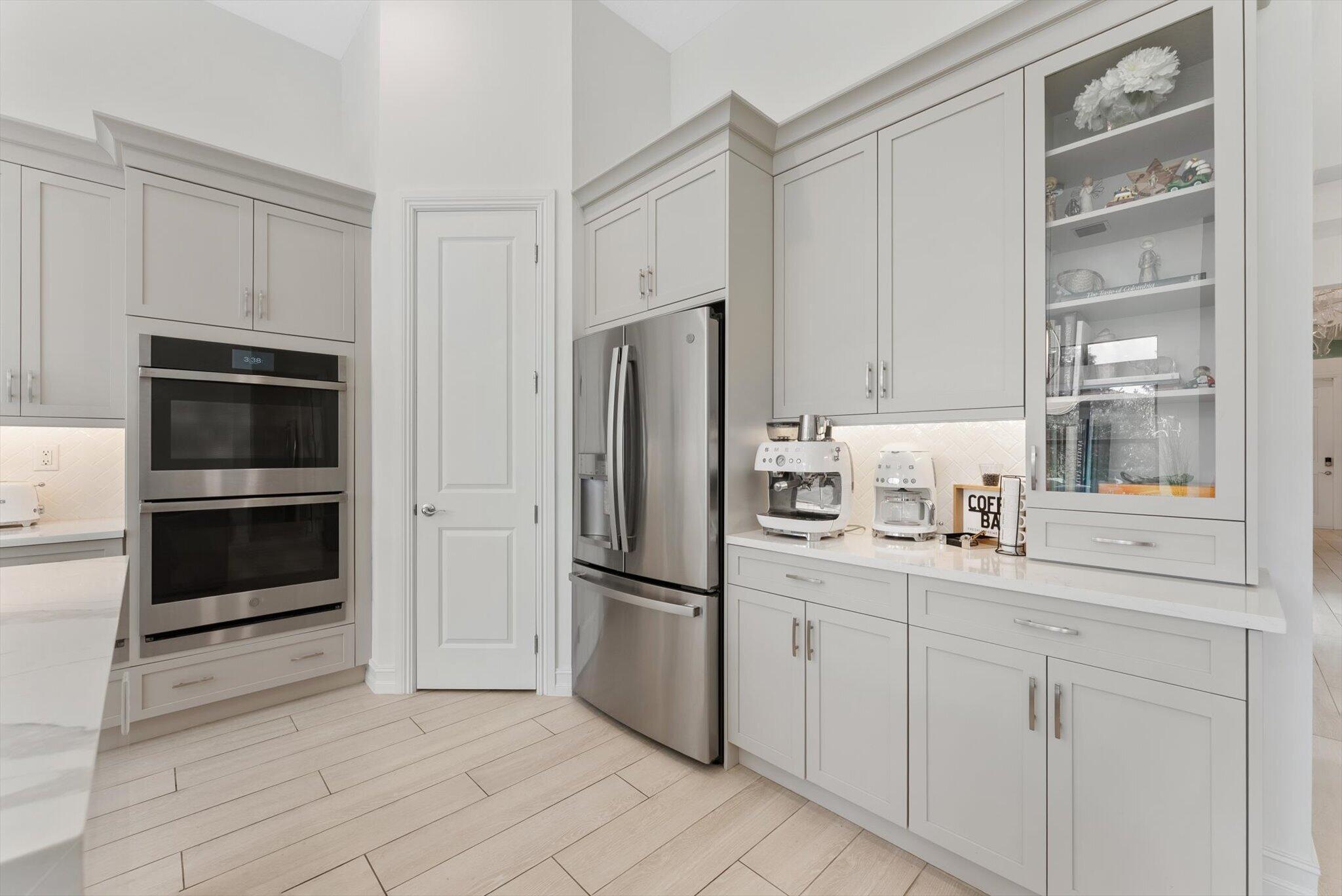 PARKLAND ROYALE - Residential