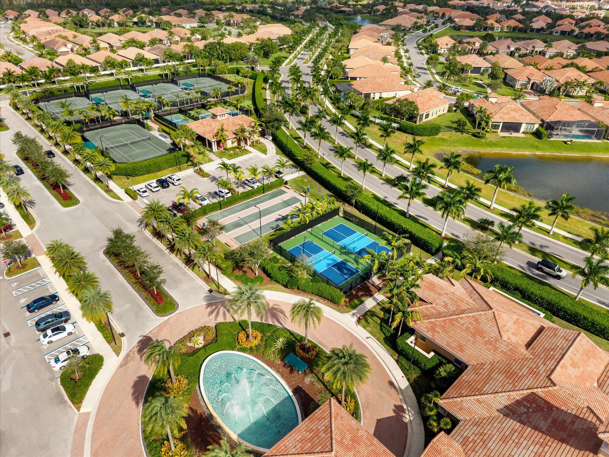 PARKLAND ROYALE - Residential