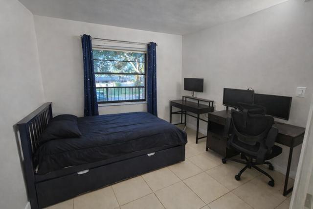 Plantation Racquet Club - Residential Lease