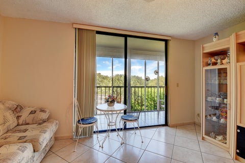 Tiny photo for 5370 Las Verdes Circle #324, Delray Beach, FL 33484 (MLS # B26017889)
