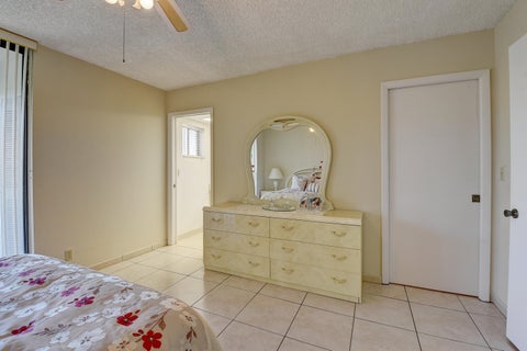 Tiny photo for 5370 Las Verdes Circle #324, Delray Beach, FL 33484 (MLS # B26017889)