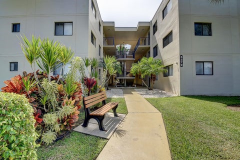Tiny photo for 5370 Las Verdes Circle #324, Delray Beach, FL 33484 (MLS # B26017889)