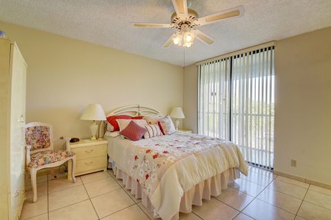 Tiny photo for 5370 Las Verdes Circle #324, Delray Beach, FL 33484 (MLS # B26017889)