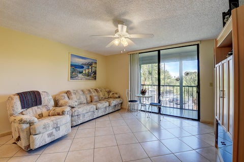 Tiny photo for 5370 Las Verdes Circle #324, Delray Beach, FL 33484 (MLS # B26017889)