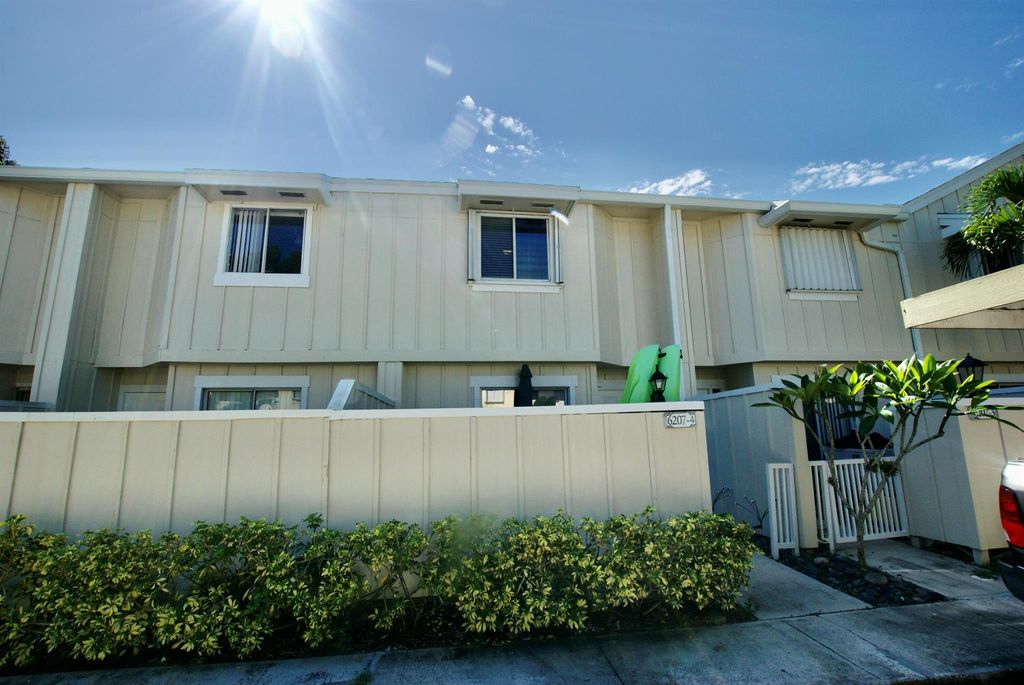 Photo of 6207 Riverwalk Lane #4, Jupiter, FL 33458 (MLS # R10909028)