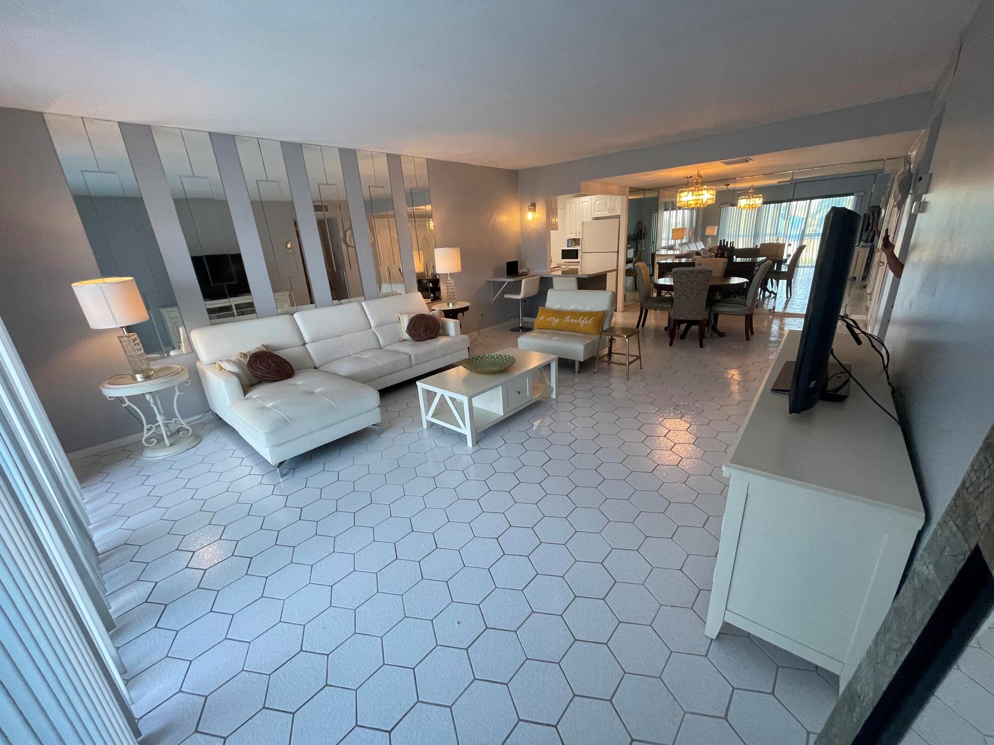 2600 N Flagler Drive 301