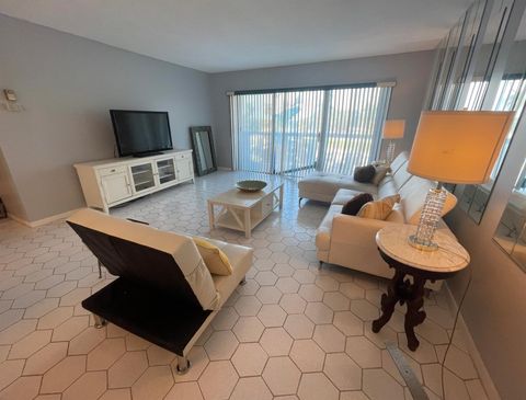 2600 N Flagler Drive 301 West Palm Beach FL 33407