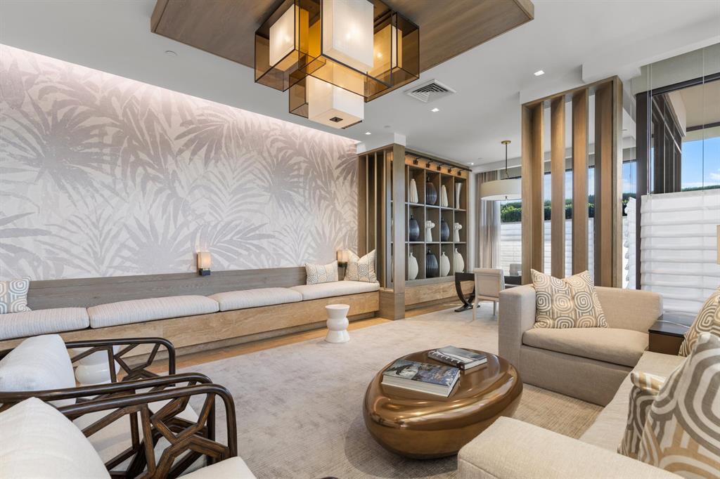 DUNSTER HOUSE CONDO - Residential