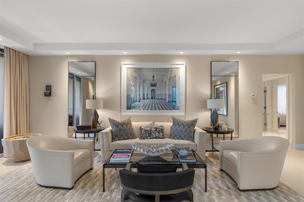 DUNSTER HOUSE CONDO - Residential