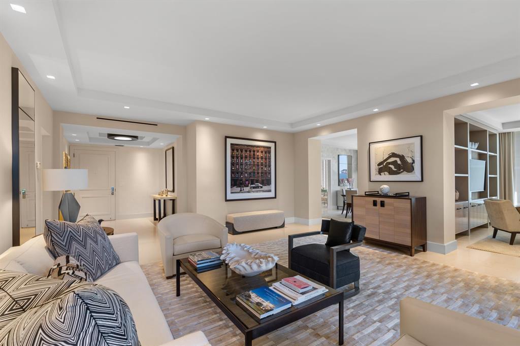 DUNSTER HOUSE CONDO - Residential